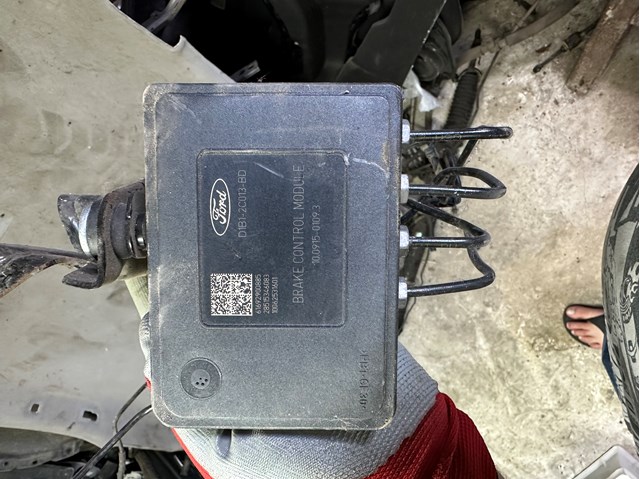 D1B12C013BD Ford