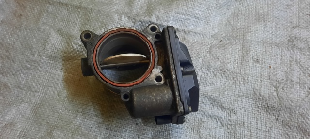 VAG 03L128063H Дроссельная заслонка в сборе в наличии Каменское