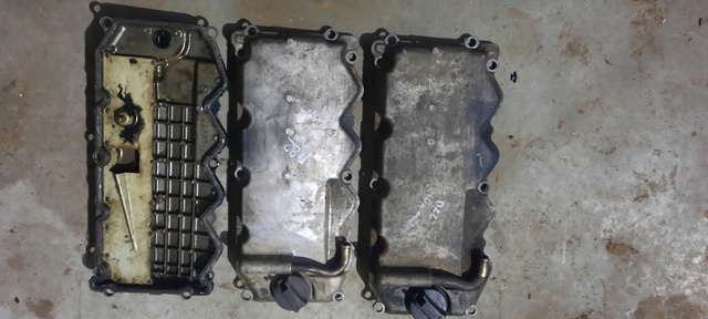 Крышка клапанов 13264VK510 NISSAN