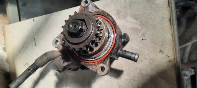 14650VK500 NISSAN Насос вакуумный купить в Павлоград