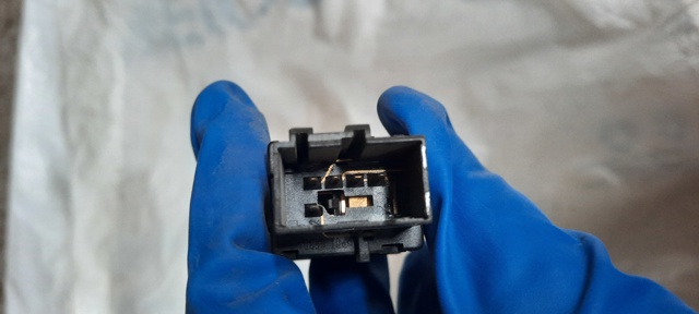 7L5927225A PORSCHE купить в Сумы