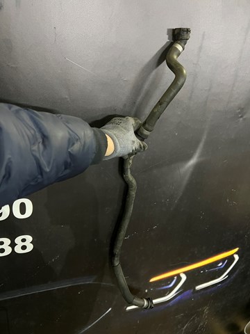 Патрубок радиатора охлаждения нижний 17127619688 BMW