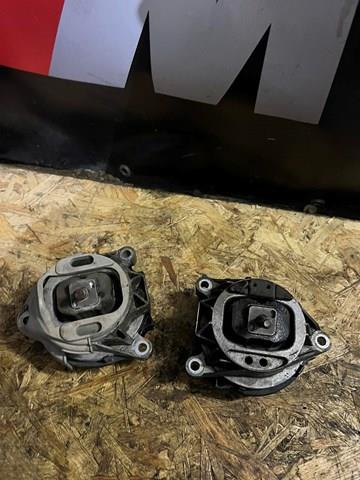 22116785712 BMW Подушка (опора) двигателя правая купить в Ужгород
