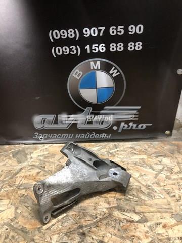 Кронштейн подушки (опоры) двигателя, правой 22116797920 BMW