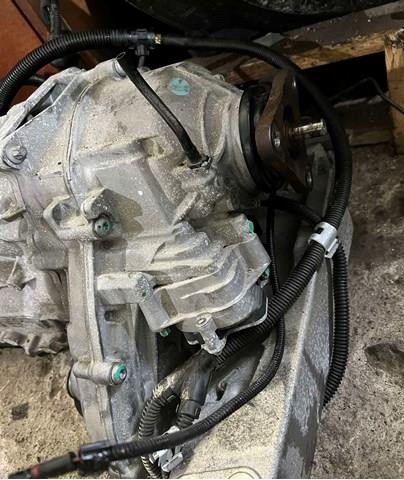 Коробка раздаточная в сборе 27107636180 BMW