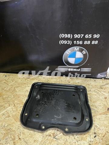 Защита моторного отсека 31116795159 BMW