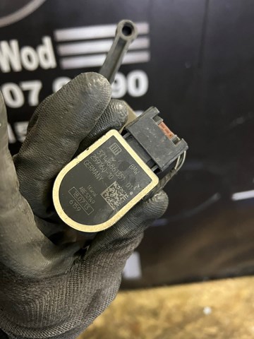 Регулятор положения кузова передней подвески 37146861351 BMW