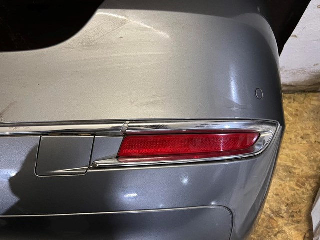 Заглушка бампера буксировочного крюка, задняя 51127332777 BMW