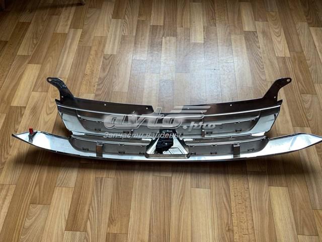 MITSUBISHI 7450A992 Решетка радиатора в наличии Сумы