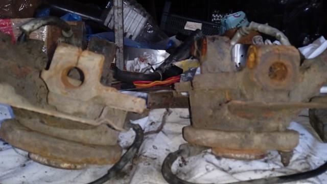 PEUGEOT 364634 Цапфа (поворотный кулак) передний левый в наличии Винница