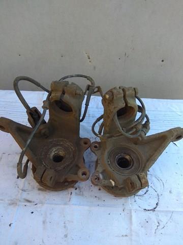 PEUGEOT 364654 Цапфа (поворотный кулак) передний левый в наличии Одесса