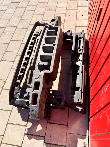 1T0805588AF VAG Рамка радиатора купить в Харьков