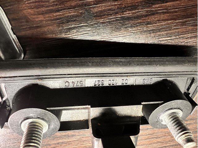 VAG 1Z0943021B Фонарь подсветки заднего номерного знака в наличии Винница