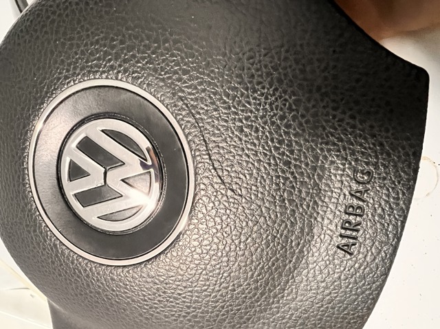 3C8880201T VAG Подушка безопасности (AIRBAG) водительская купить в Киев