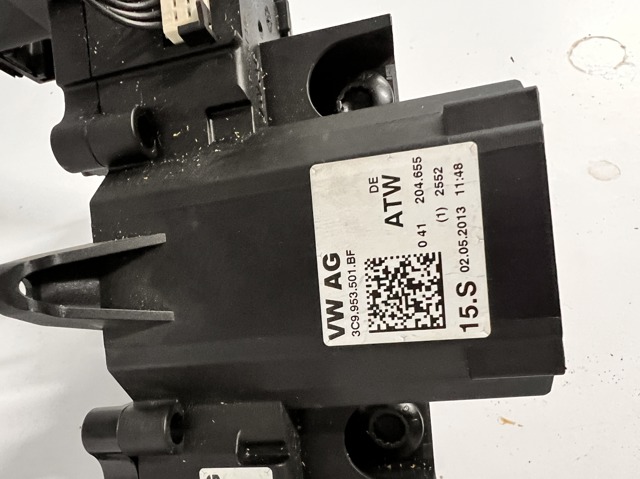 VAG 3C9953501BF в наличии Каменское