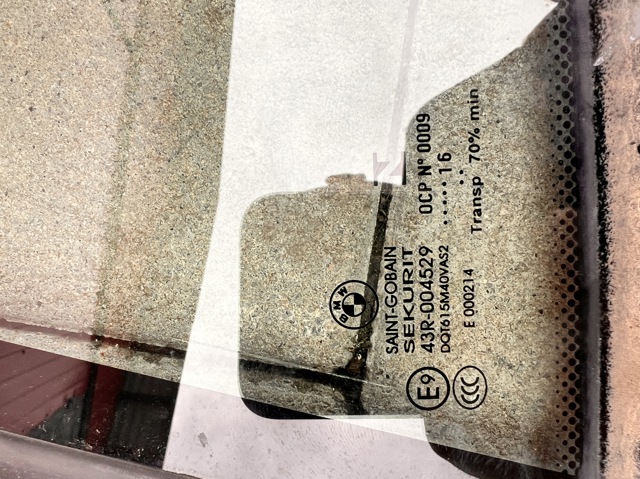 51357205599 BMW Стекло-форточка двери задней левой купить в Черновцы