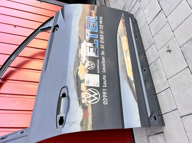 VAG 83F831052 Дверь передняя правая в наличии Запорожье