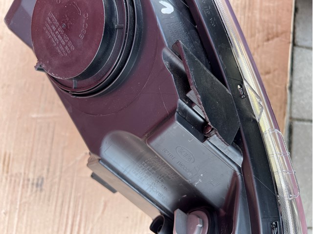 HYUNDAI 921011WXXX Левая фара в наличии Черкассы