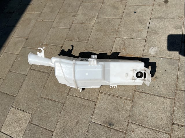 98610J7000 HYUNDAI Бачок омывателя купить в Сумы