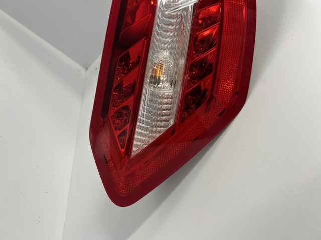 A2128200164 MERCEDES Фонарь задний левый внешний купить в Черкассы