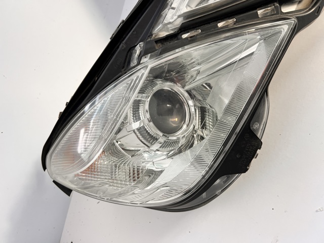 A2128200461 MERCEDES Фара правая купить в Одесса