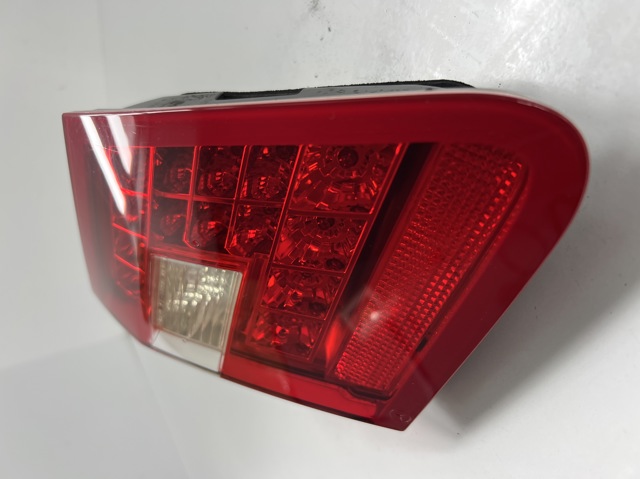 A2128200764 MERCEDES Фонарь задний левый внутренний купить в Кривой Рог