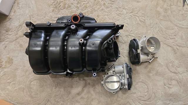 Коллектор впускной 1712025020 TOYOTA