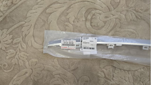 5312248160 TOYOTA Молдинг бампера переднего центральный купить в Запорожье