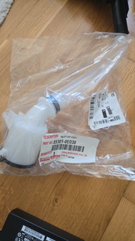 Горловина бачка омывателя 853010E030 TOYOTA