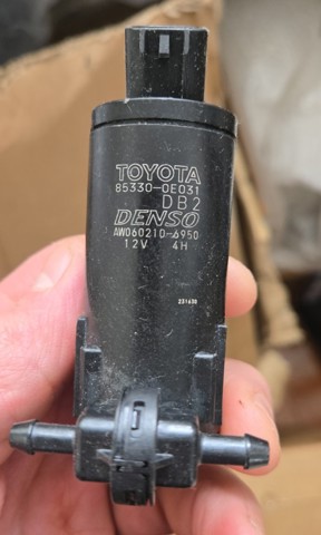 TOYOTA 853300E030 в наличии Киев