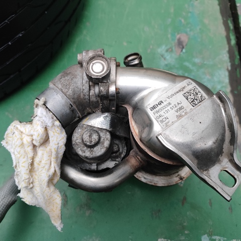 04L131512AJ Радиатор системы EGR купить Чернигов