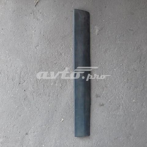 Накладка двери задней правой нижняя 3B0854950B VAG