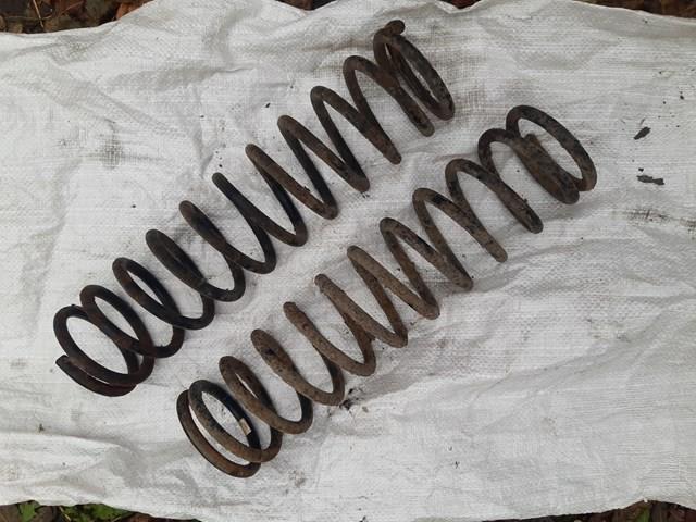 Пружина задняя 6U6511115A VAG