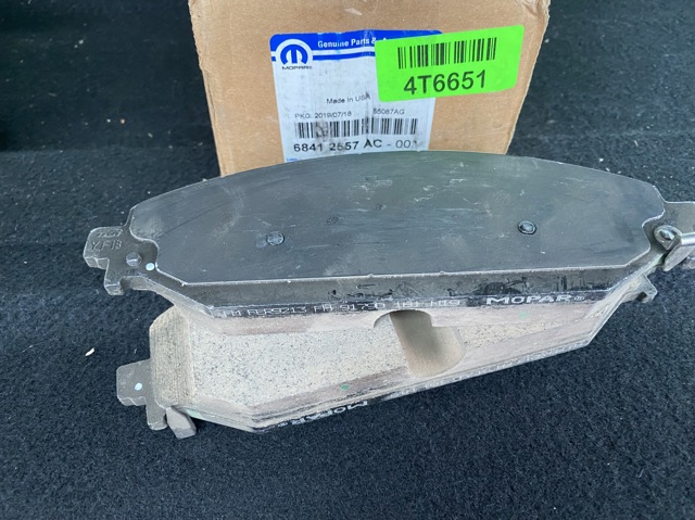 Колодки тормозные 68412557AC CHRYSLER