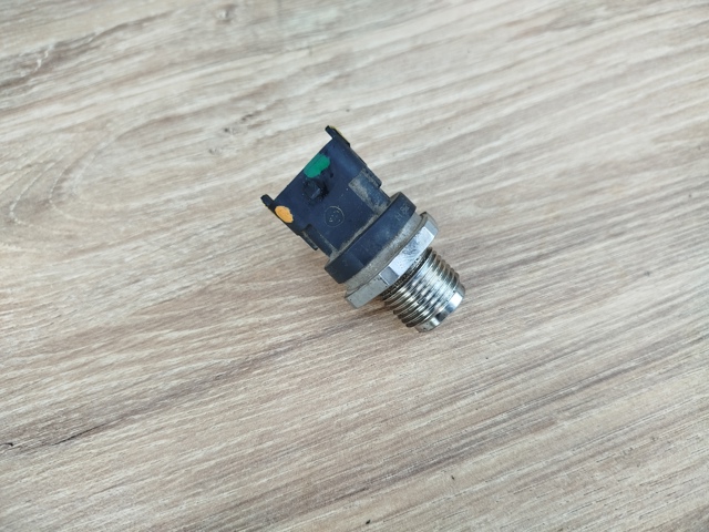 Манометры 0281002839 BOSCH