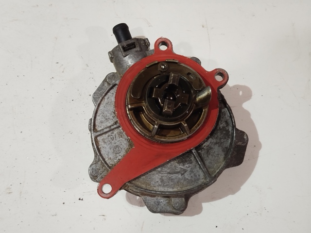 Насос вакуумный 06E145100R VAG