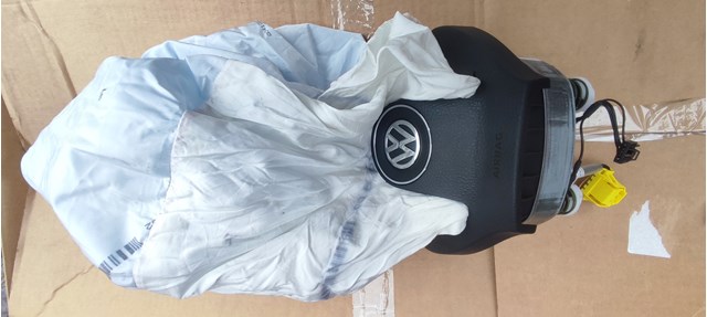 Airbag в мультируль 1T0880201AA81U VAG