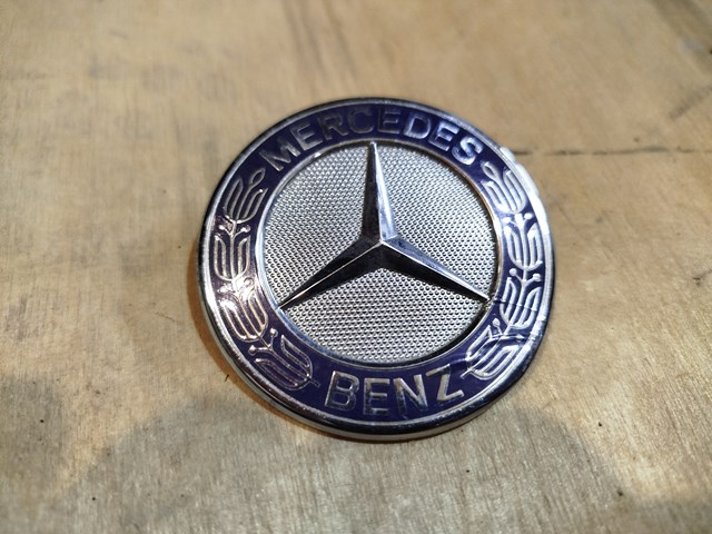 Эмблема капота 2078170316 MERCEDES