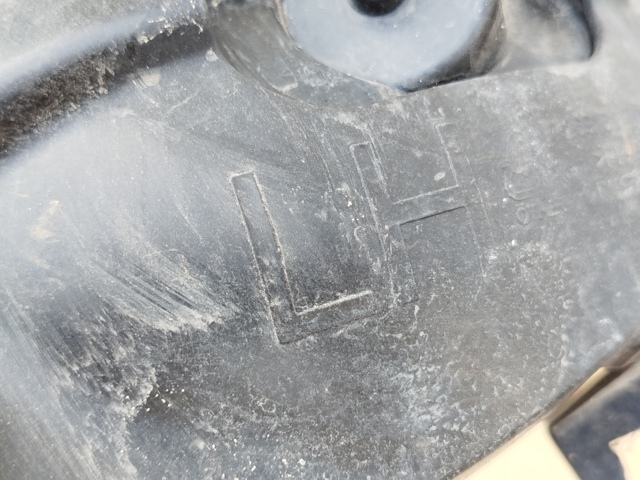 NISSAN 261558995A Фара противотуманная левая в наличии Ирпень