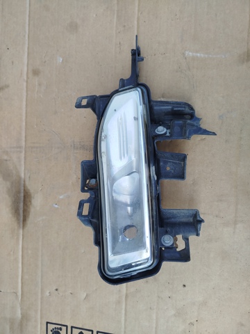 Противотуманная фара левая Nissan Qashqai 2