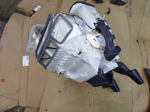 Отопителя салона 272264BG0B NISSAN
