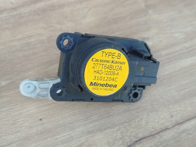 Моторчик заслонки печки 277T64BU2A NISSAN
