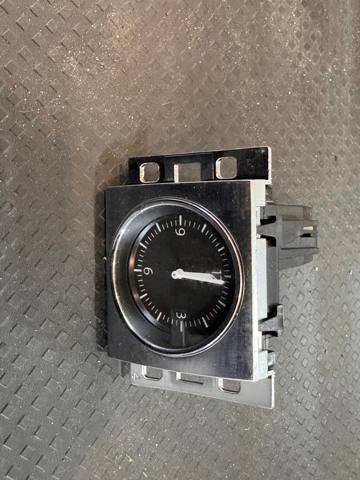 Часы 3AA919204 VAG