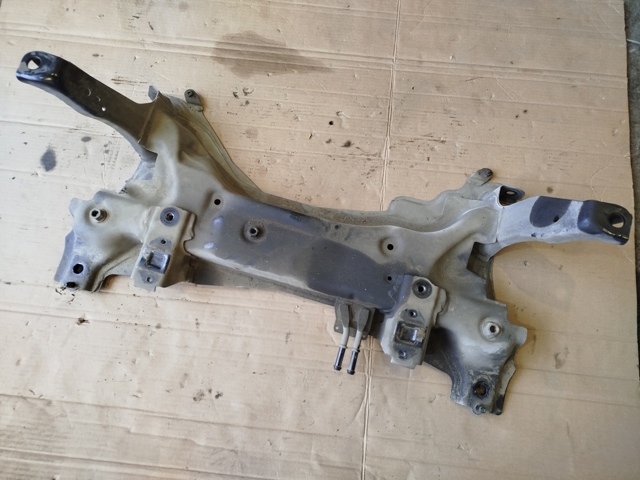 Крабобалка передней подвески 4581061M01 SUZUKI