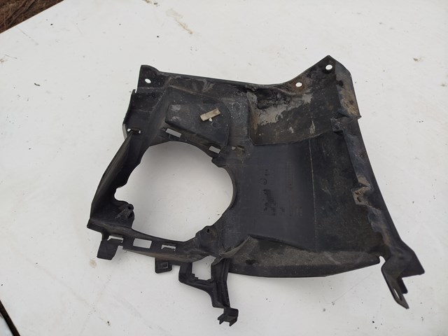 51117386361 Кронштейн крепления противотуманной фары левой купить Черкассы