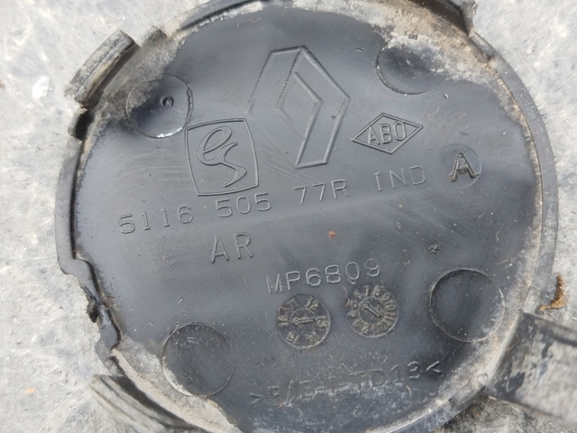 RENAULT 511650577R Заглушка бампера буксировочного крюка задняя в наличии Каменское