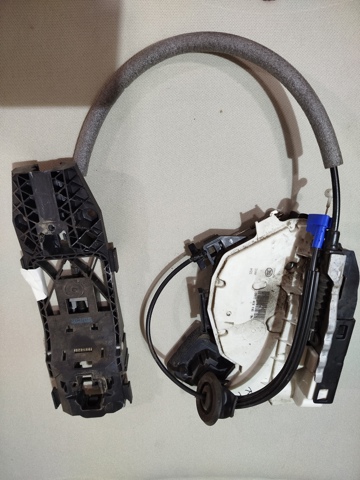 Замок двери задней правой Volkswagen Golf ALLTRACK VII