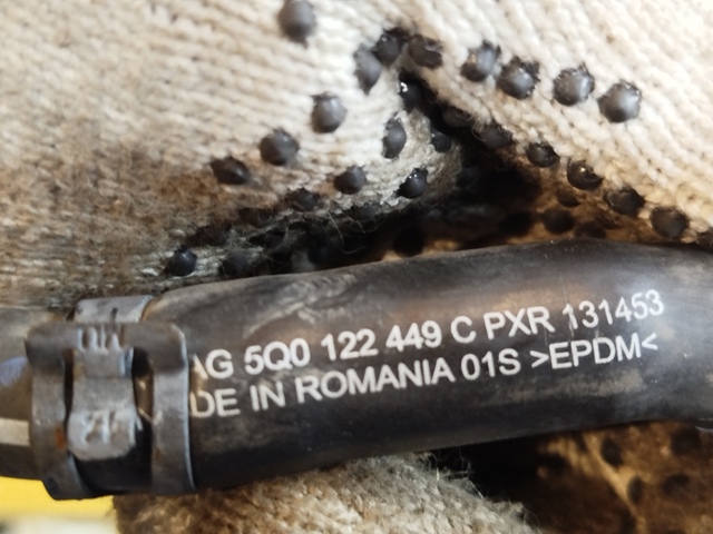 Шланг расширительного бачка, верхний 5Q0122449C VAG