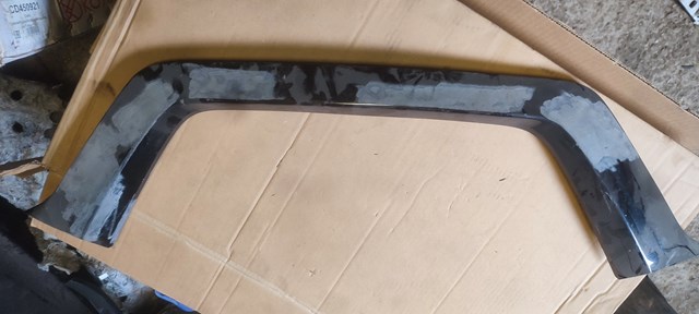 Молдинг бампера переднего, центральный 622785HK0A NISSAN