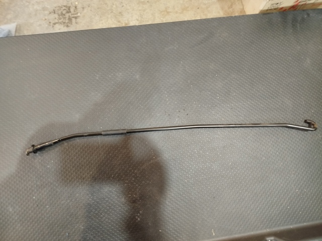 Опора капота 657714BA0A NISSAN